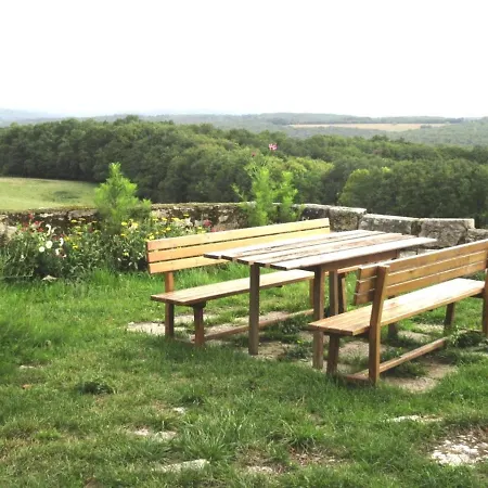 Bed & Breakfast Nature Et Piscine Au Sommet Du Perigord *