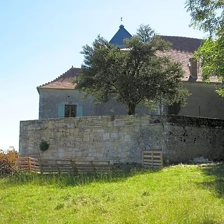 Nature Et Piscine Au Sommet Du Périgord Tourtoirac