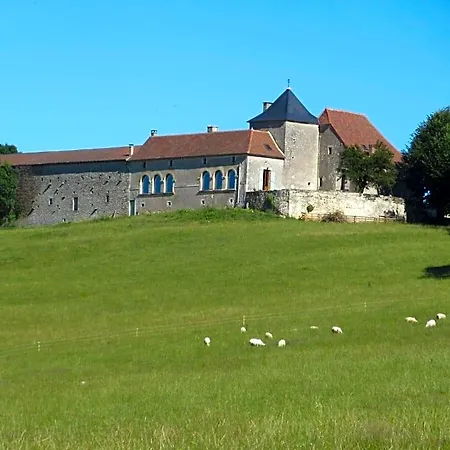 Nature Et Piscine Au Sommet Du Périgord 3*